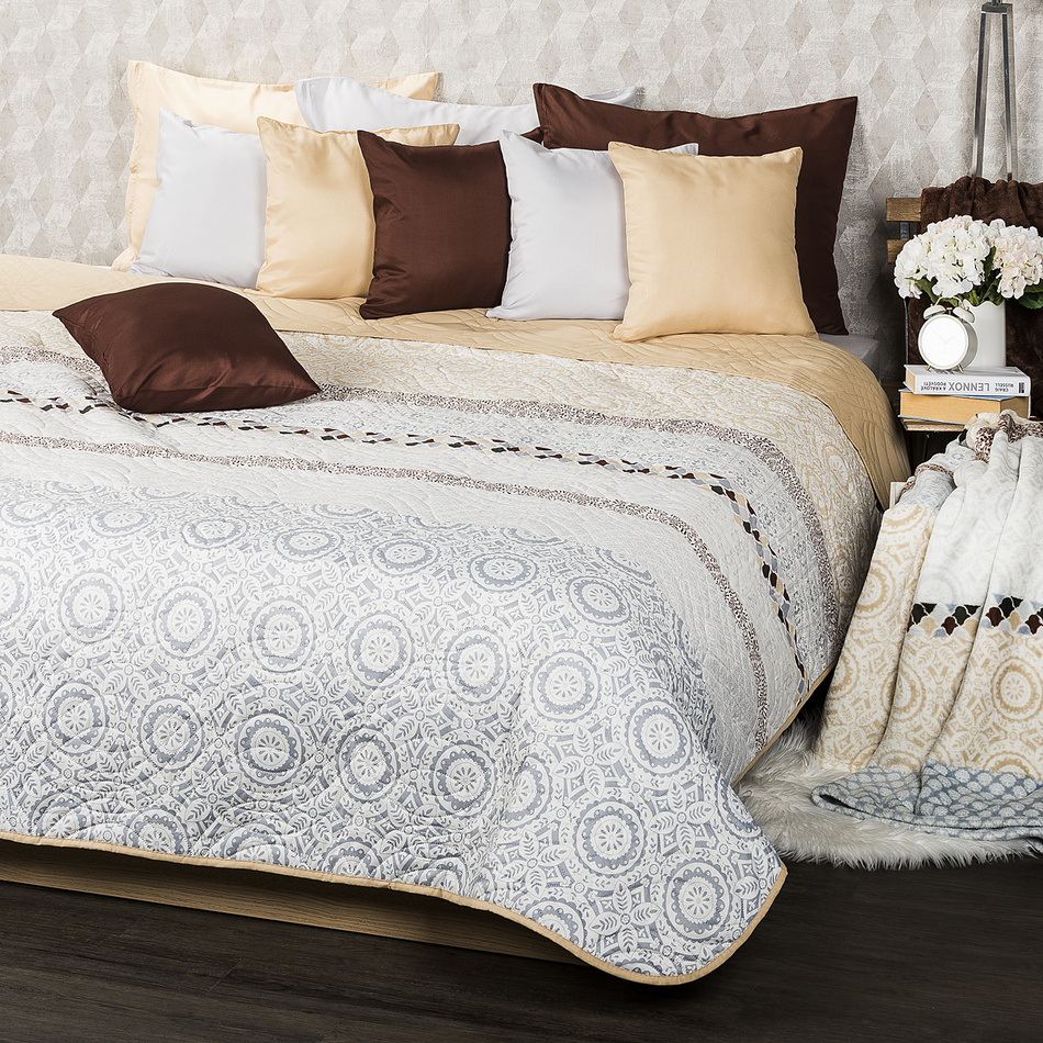 4Home Prehoz na posteľ Circles béžová