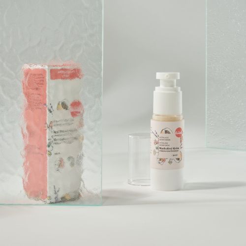 Denný pleťový marhuľový krém s banánovým extraktom pre citlivú pleť Kvitok 30ml