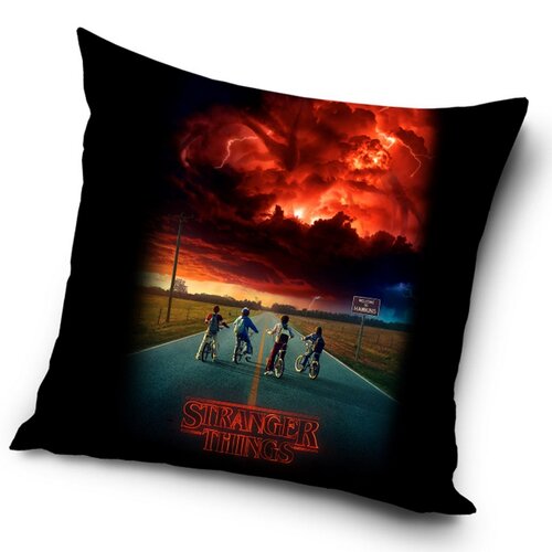 Carbotex Obliečka na vankúšik Stranger Things Storm Guards