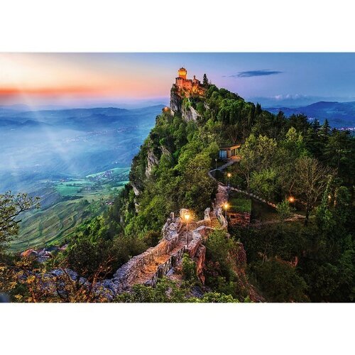 Trefl Puzzle Premium Plus Photo Odyssey: Cesta Tower
