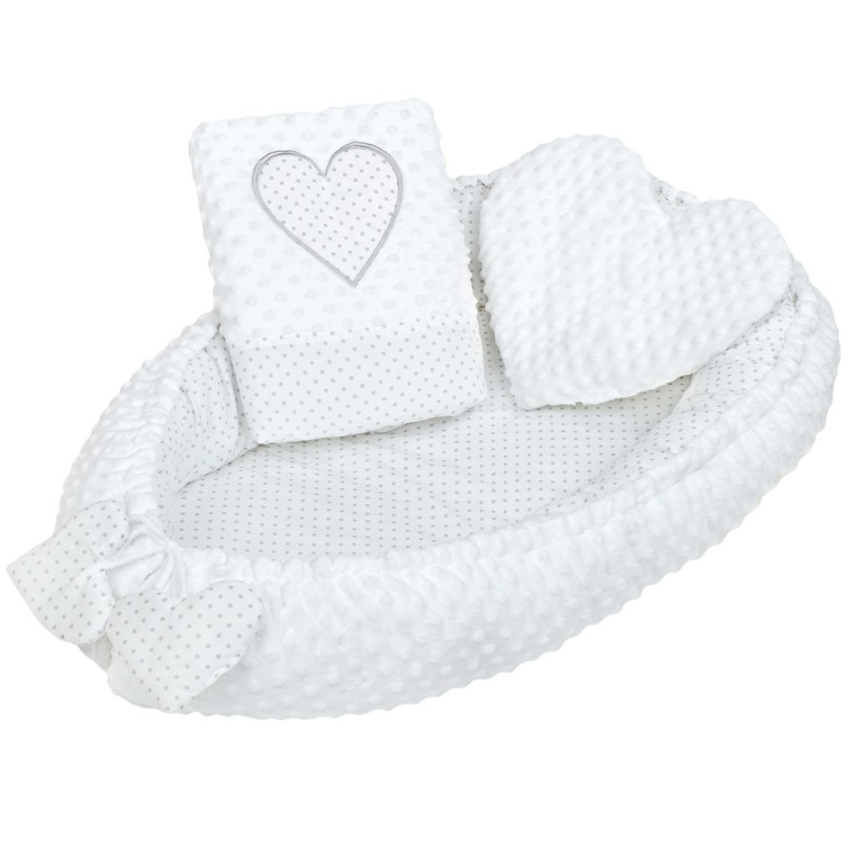 New Baby Luxusné hniezdočko s vankúšikom a perinkou z Minky Srdiečko