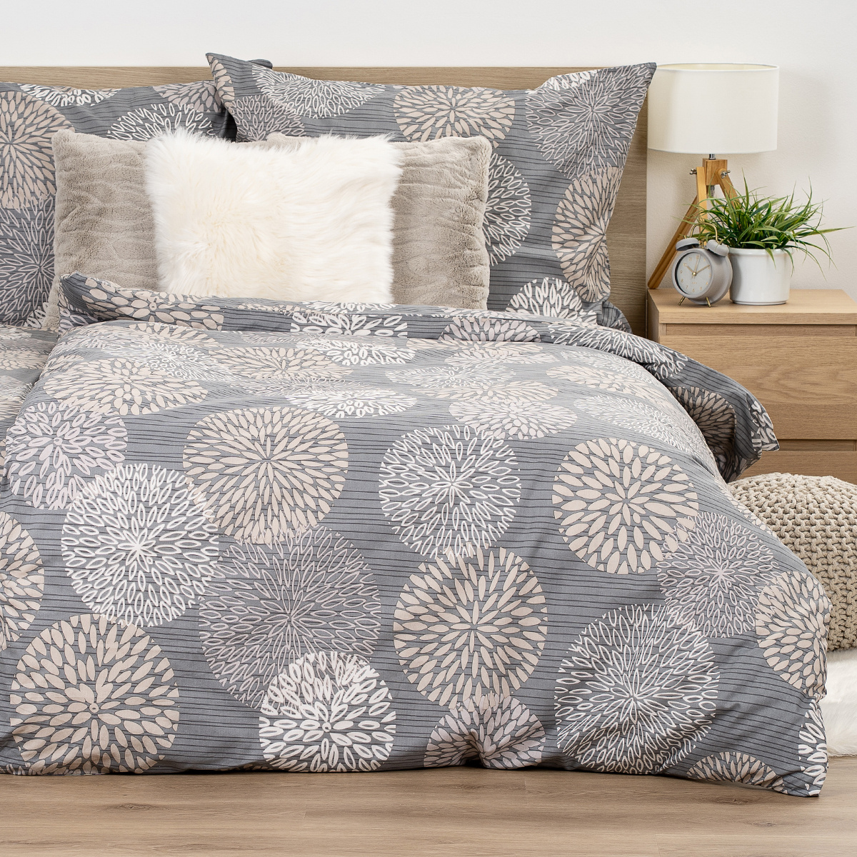 4Home Bavlnené obliečky Grey Petals