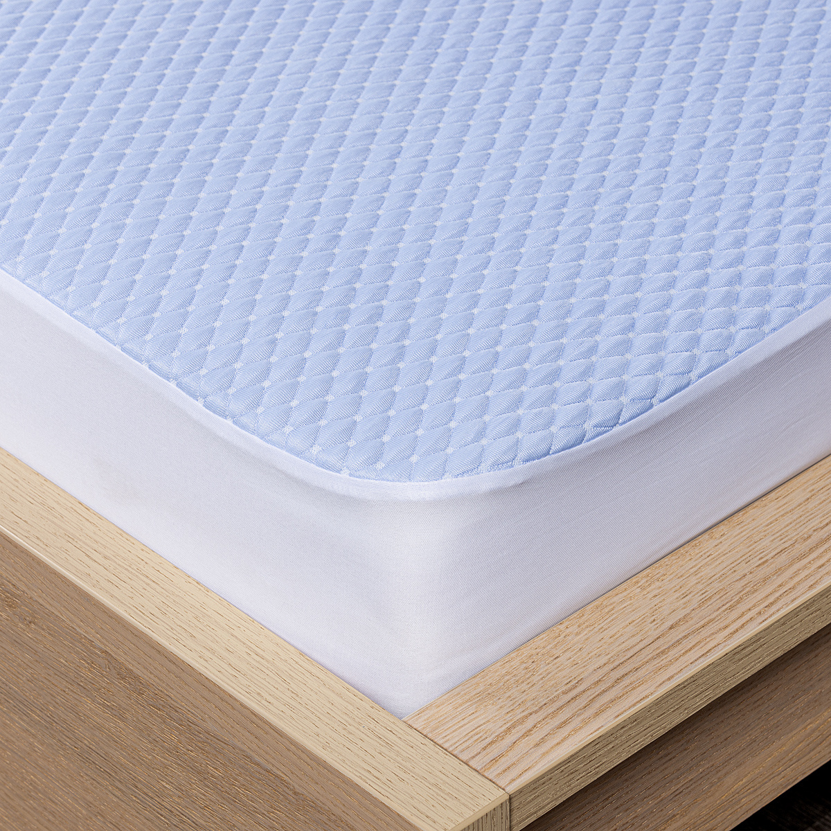 4home Chladiaci nepriepustný chránič matraca s lemom Cooler 4home Chladiaci nepriepustný chránič matraca s lemom Cooler