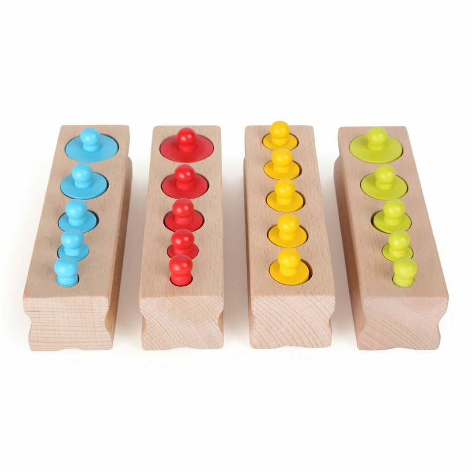 Small Foot Drevené vkladacie závažička farebná Small Foot Drevené vkladacie závažička farebná