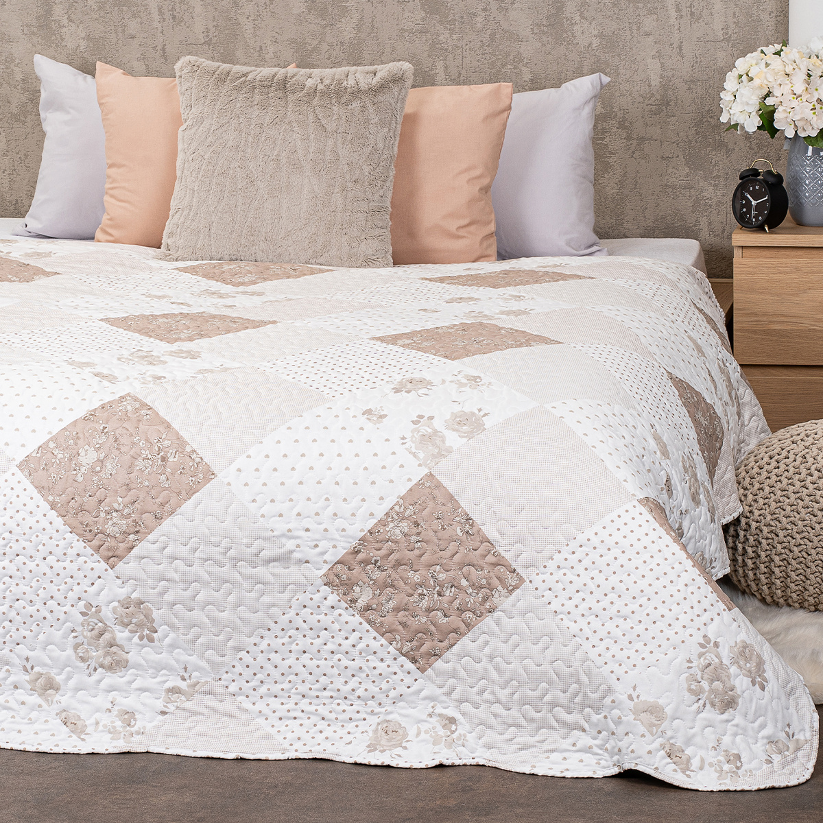 4Home Prehoz na posteľ Beige Patchwork