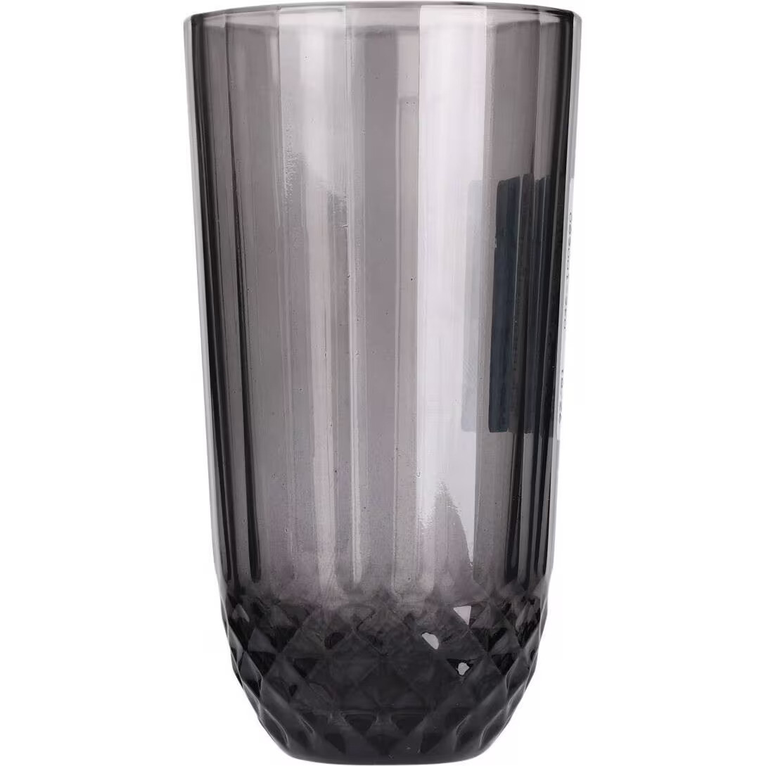 Pohár z dymovo zafarbeného skla Pohár z dymovo zafarbeného skla